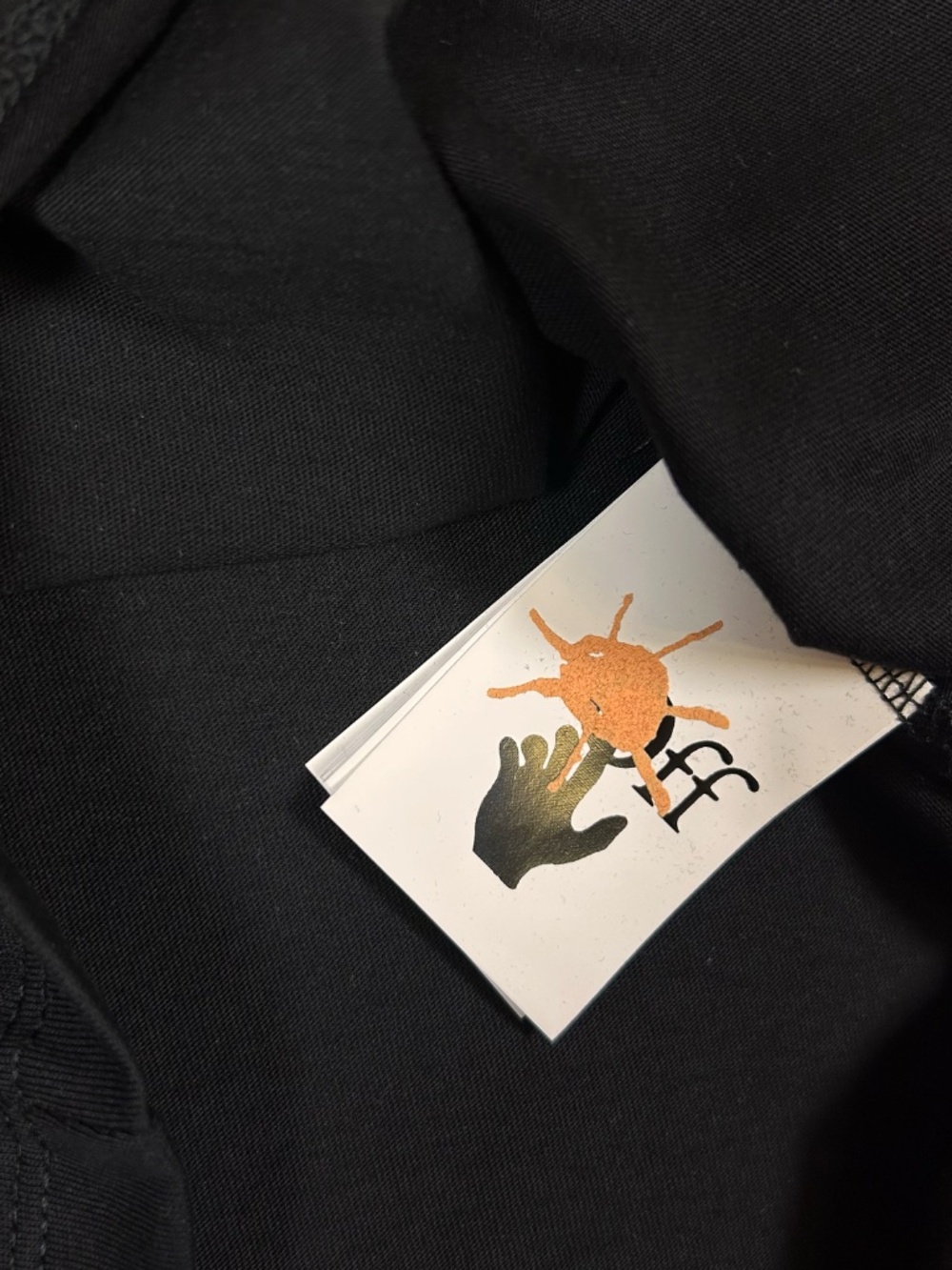 AUTHENTIC KIDS OFF-WHITE SIZE 10 BLACK COTTON T-SHIRT NWT UNISEX EXCELLENT - Picture 7 of 11